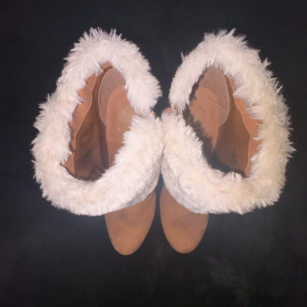 Women's Tan Ankle Boots with Faux Fur Trim - Picture 13 of 16